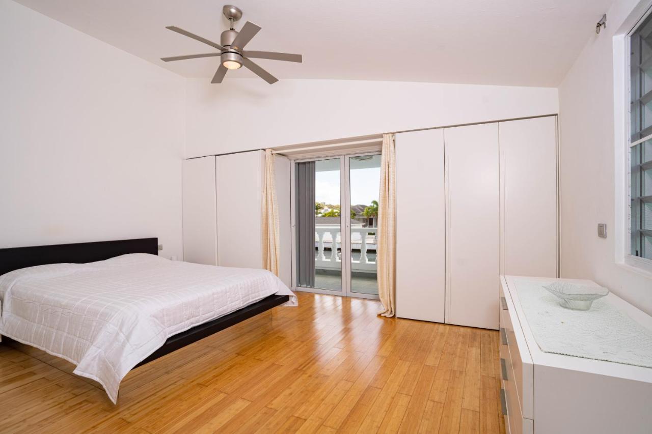 Antigua Chiama Italia Villas Jolly Harbour Ngoại thất bức ảnh