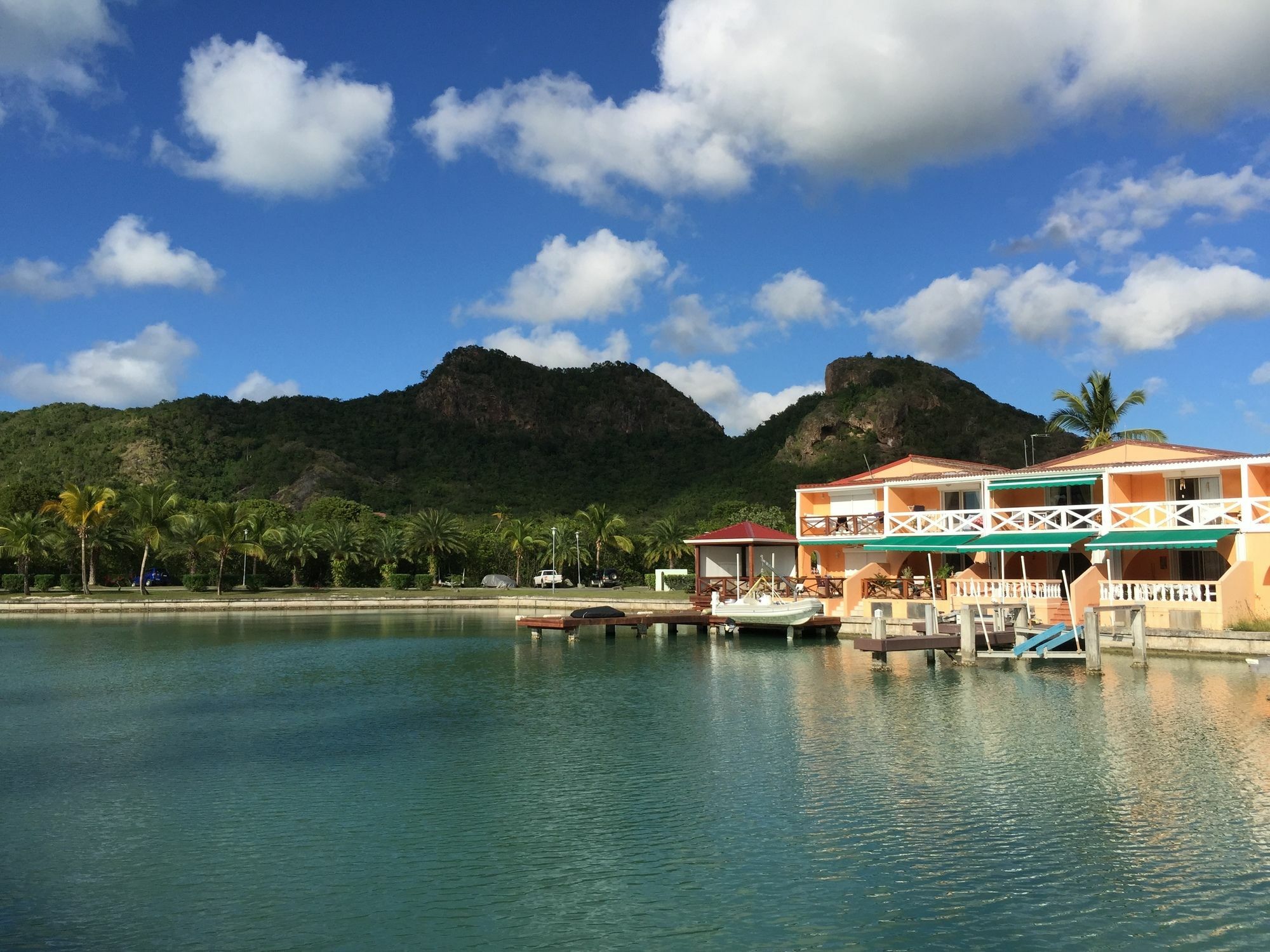 Antigua Chiama Italia Villas Jolly Harbour Ngoại thất bức ảnh